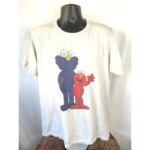 KAWS x Sesame Street Uniqlo Tee Elmo & Cookie L